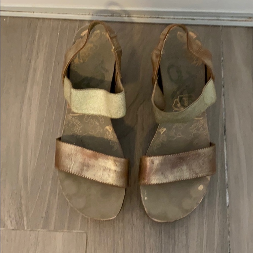 OTBT Wedges - Picture 2 of 4